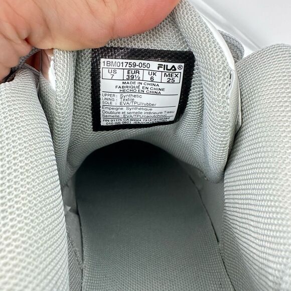 Fila Mens Grant Hill 3 Metallic Silver Sneakers Size 7 NEW Athletic Workout - Picture 9 of 9